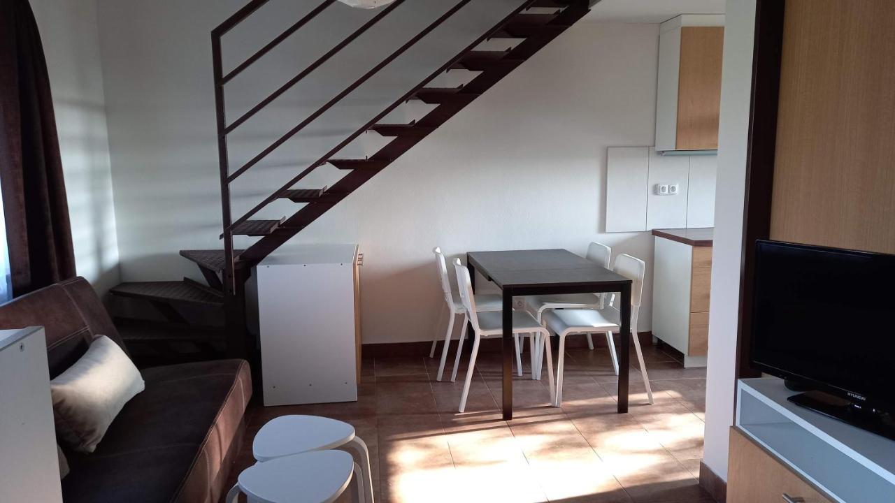 Apartmany Vinarstvi Klucov Lstibor Exterior foto