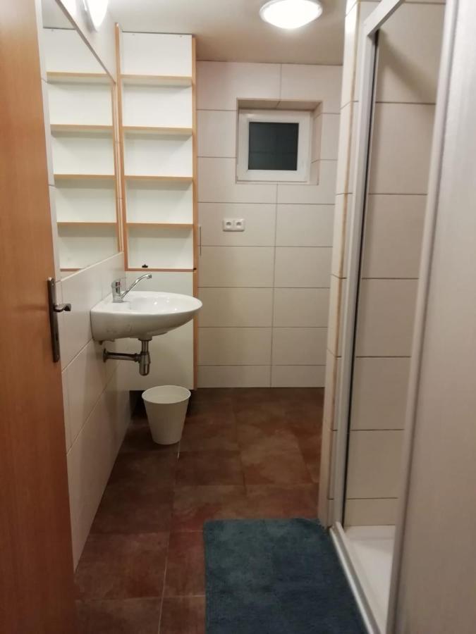 Apartmany Vinarstvi Klucov Lstibor Exterior foto